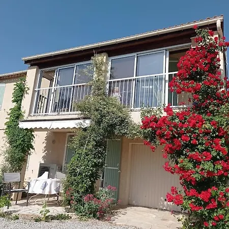 Studio Au Calme Pres De Sisteron Holiday home *